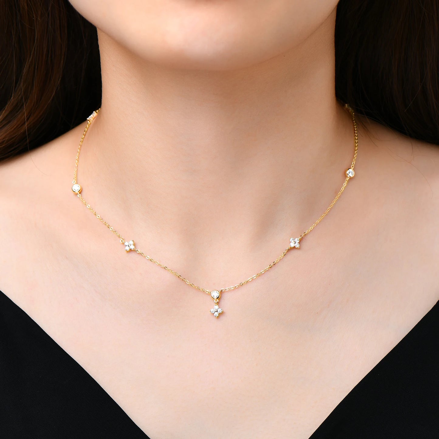 Timeless Flower Pendant Necklace